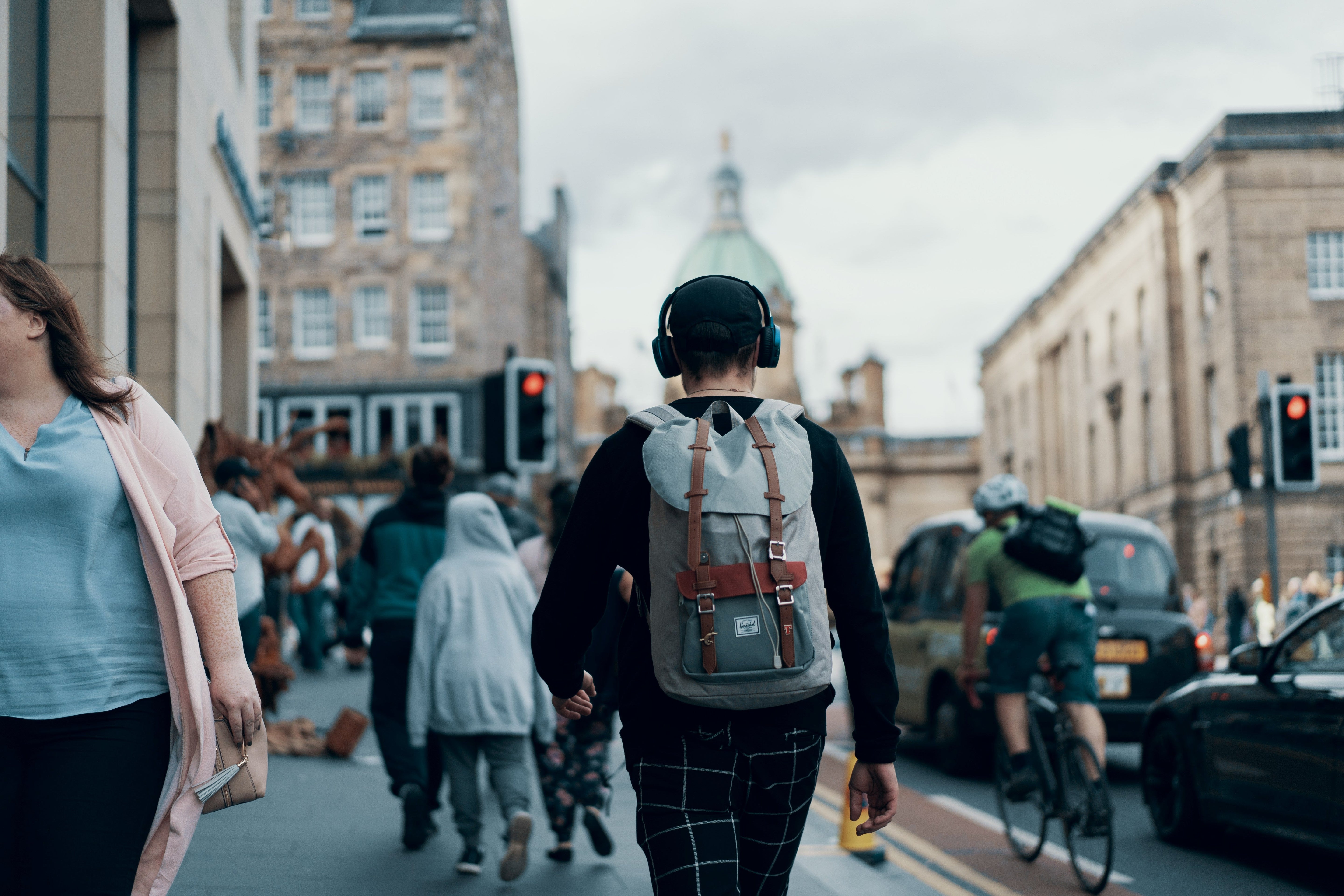 DIY: Transform Your Bag into an Anti-Theft Travel Bag